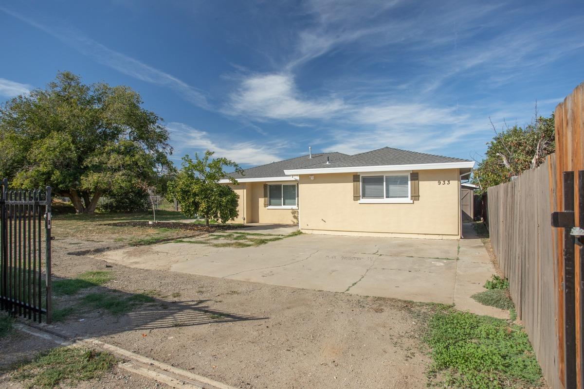 Photo of 933 Barry Rd #A in Yuba City, CA