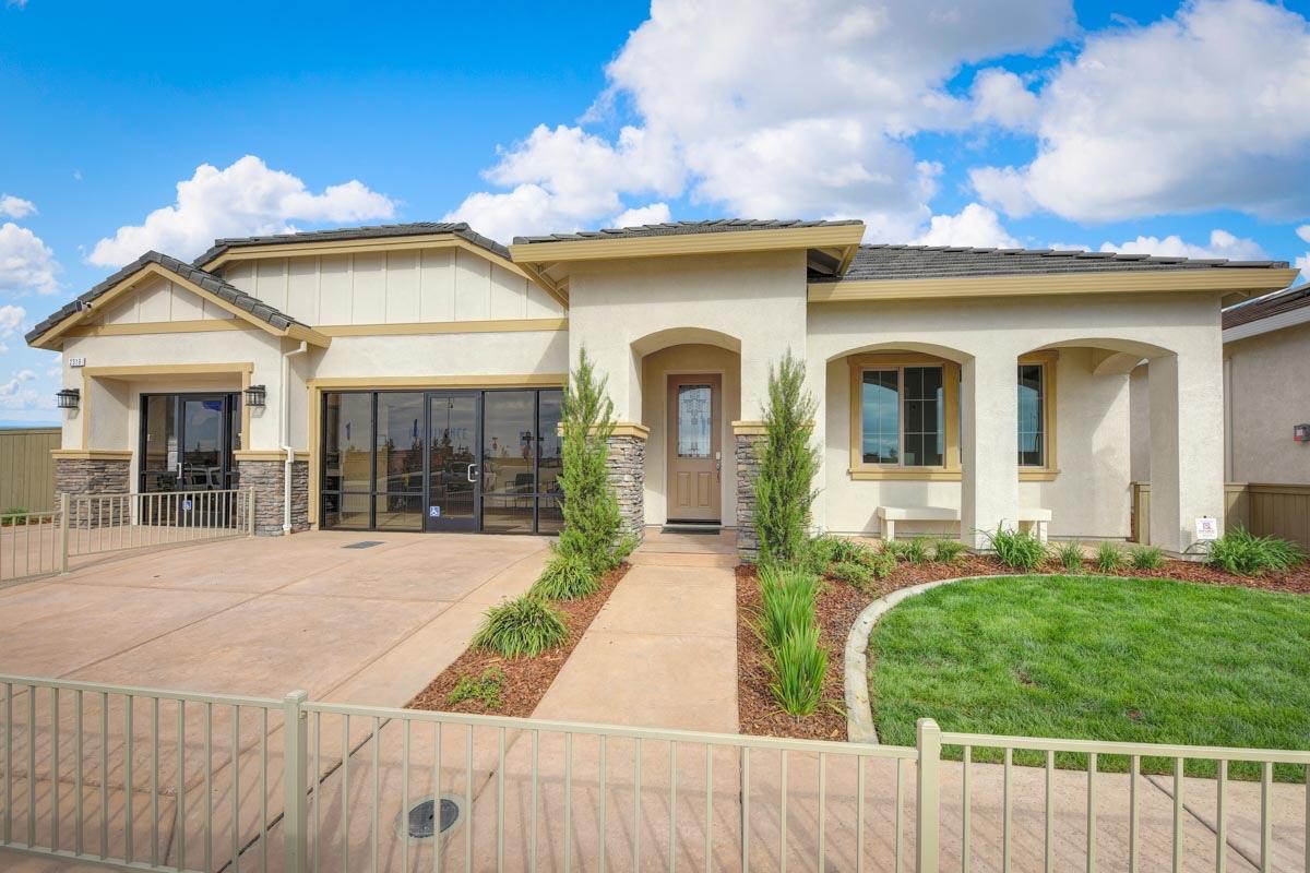 2319 Ranch View Court