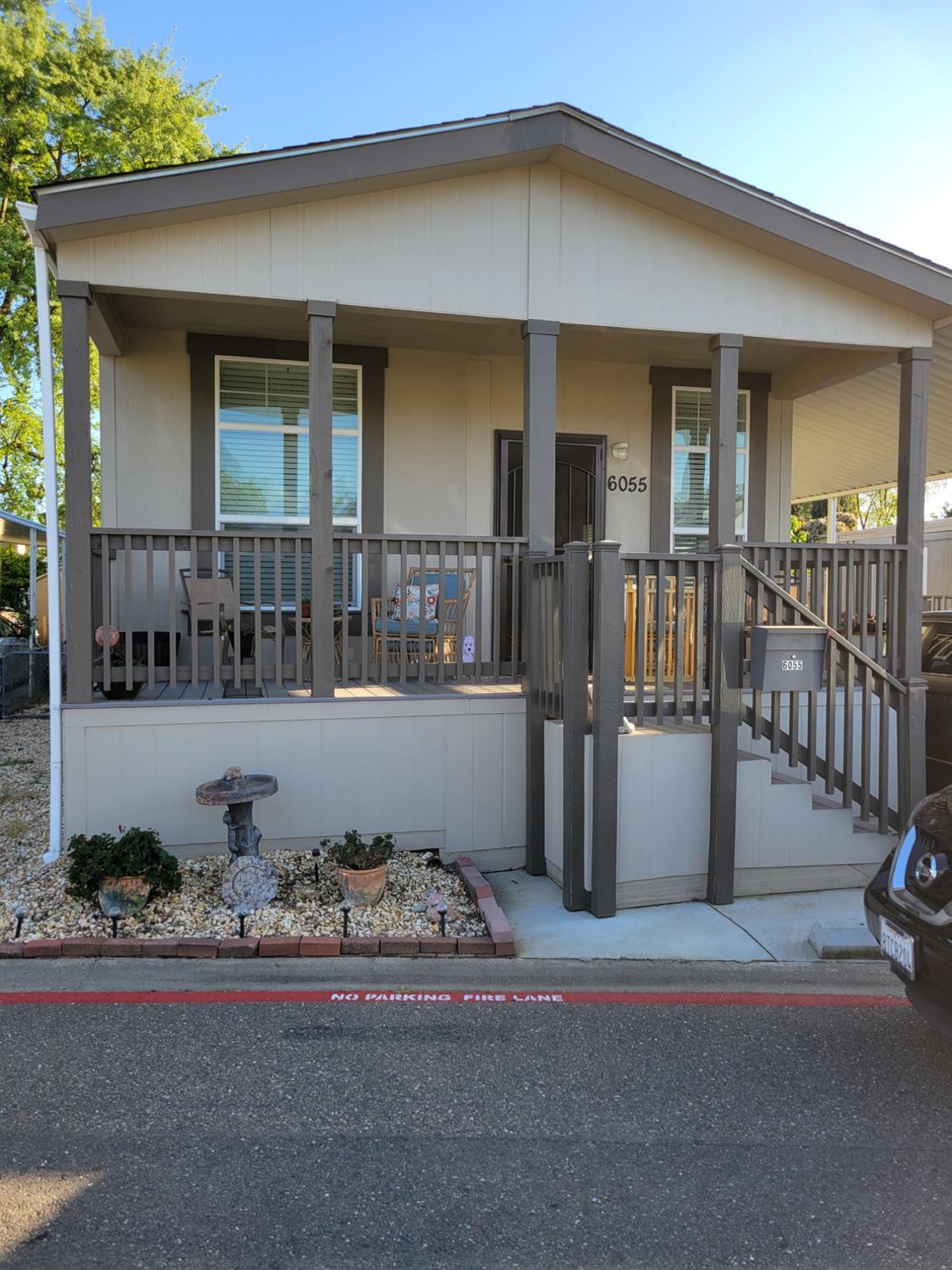 Photo of 6055 Declaration Cir in Citrus Heights, CA