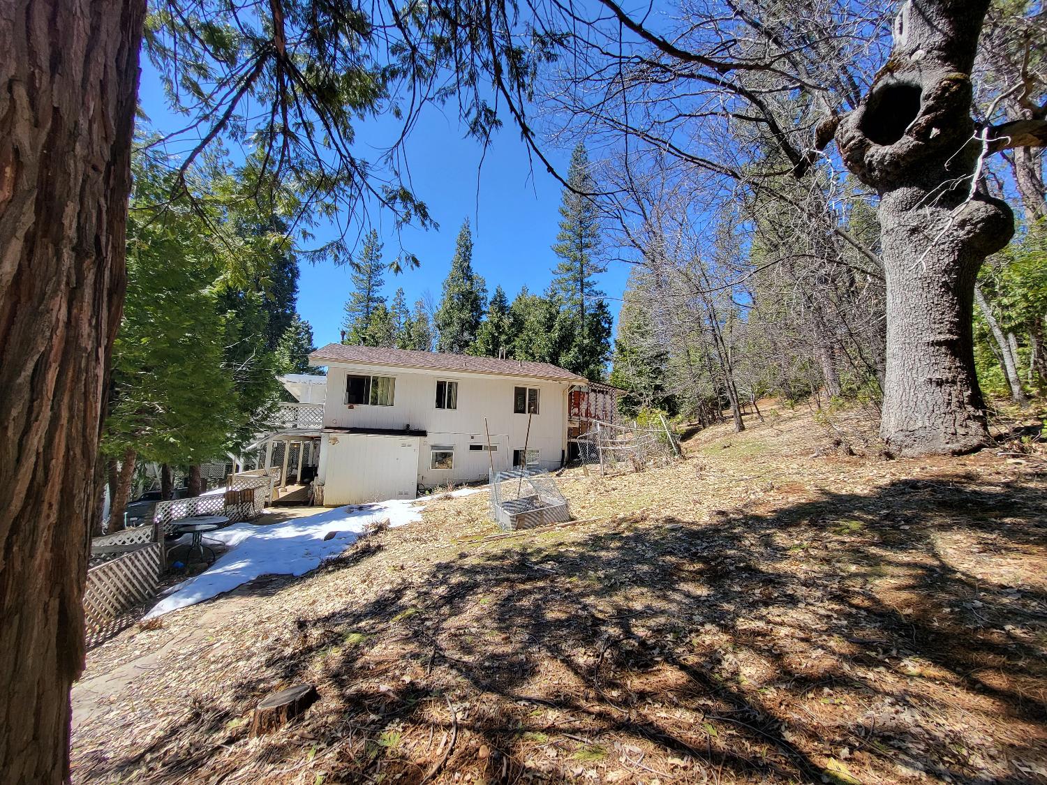 Photo of 2894 Black Oak Ct in Arnold, CA