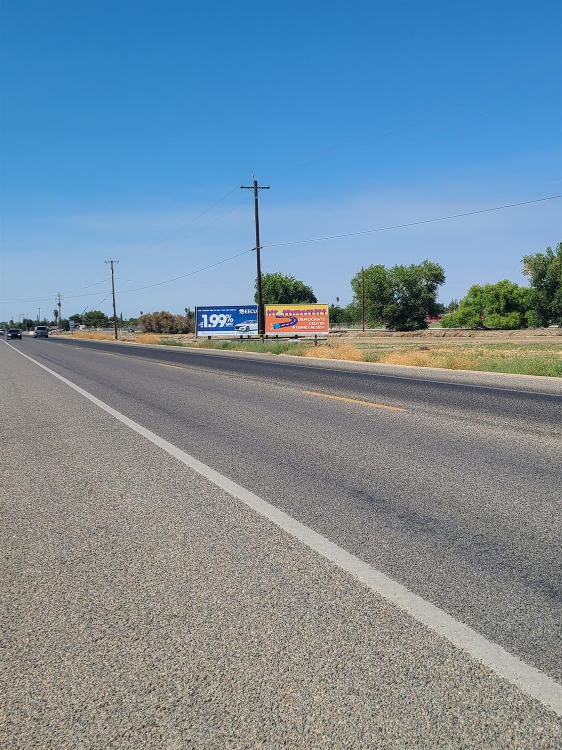 N. Street, Firebaugh, California image 4