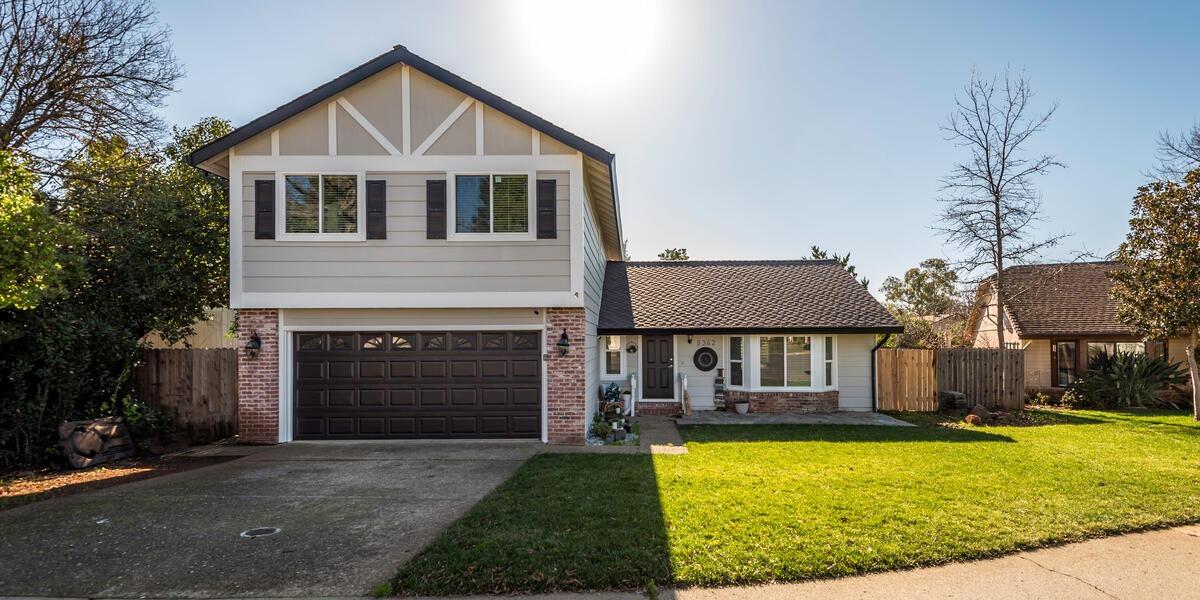 Photo of 9342 Rolling Glen Ct in Orangevale, CA