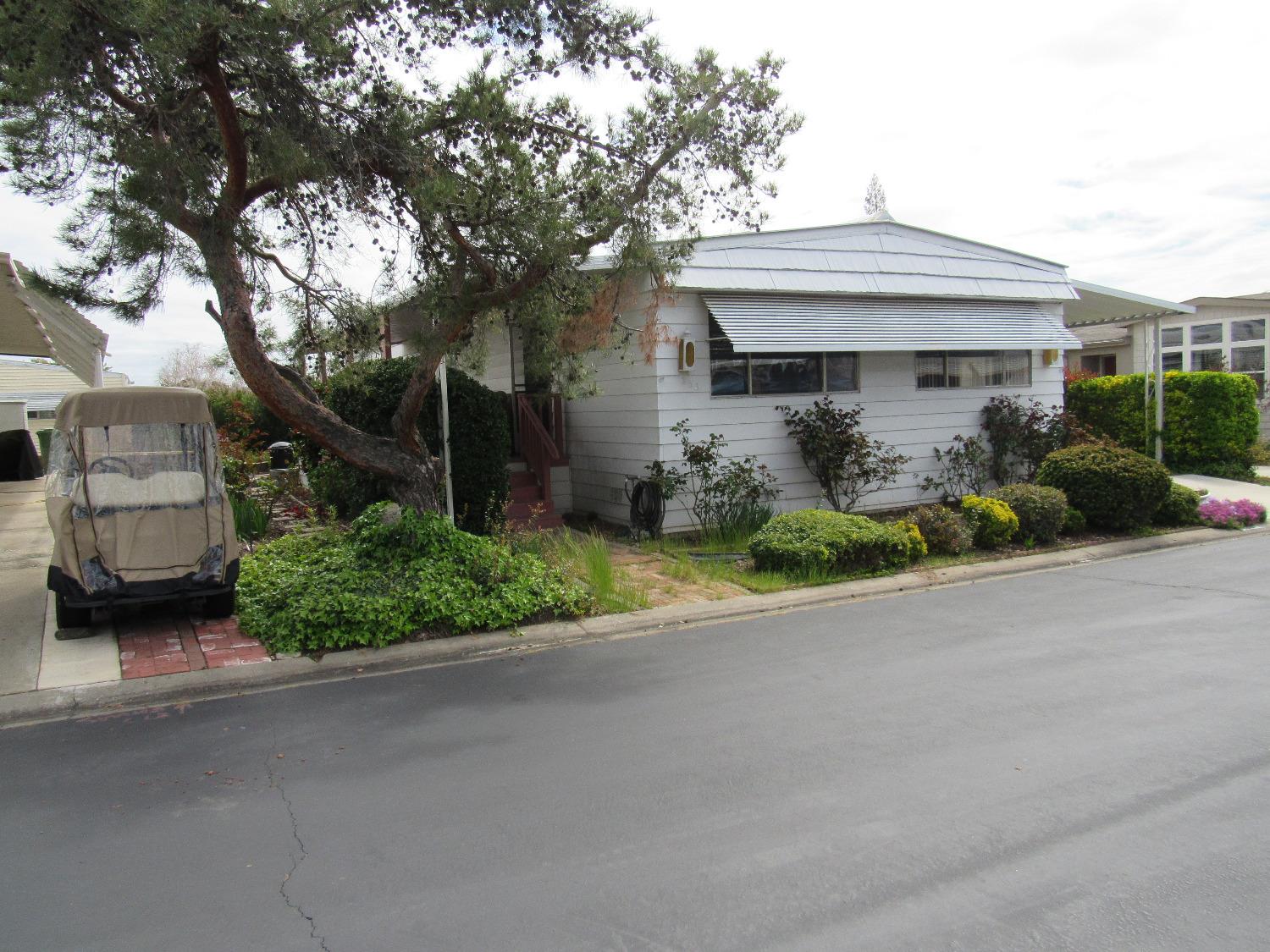 Photo of 288 Meadowrock Wy in Folsom, CA