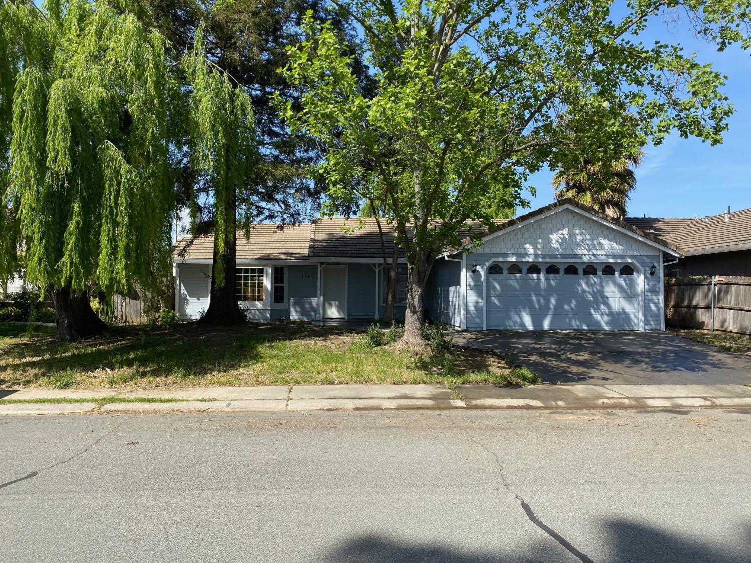 Photo of 1765 Harbor Town Dr in Yuba City, CA