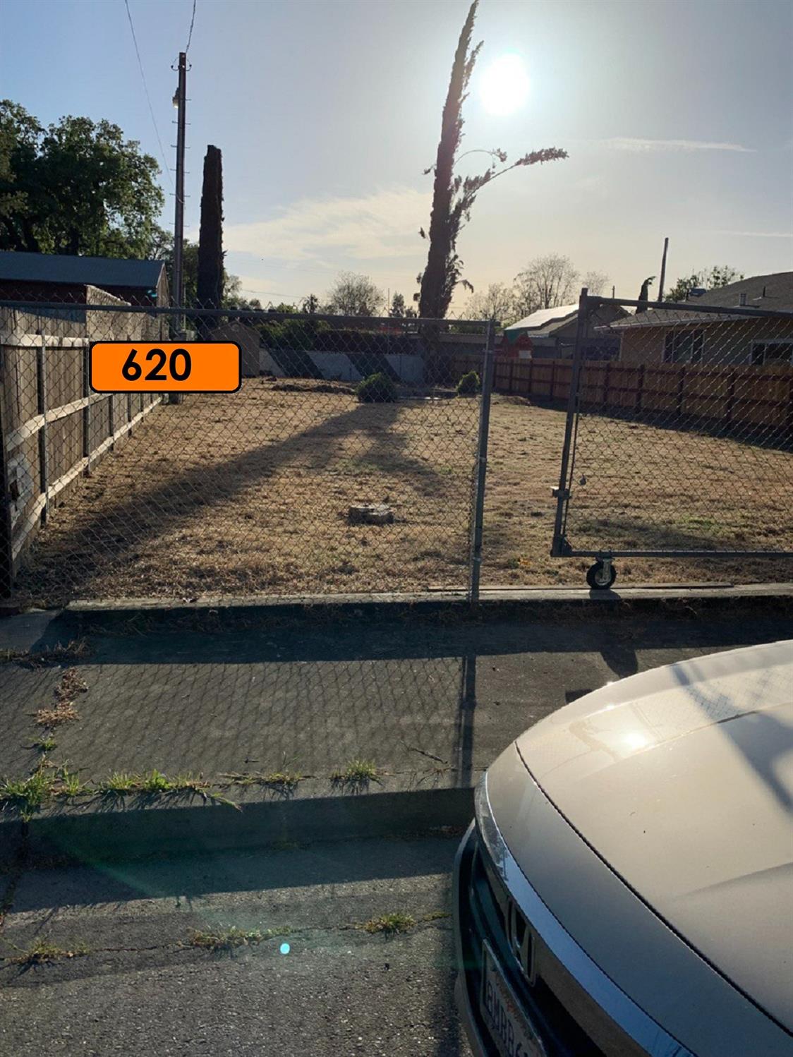 Photo of 620 Jasmine Ave in West Sacramento, CA