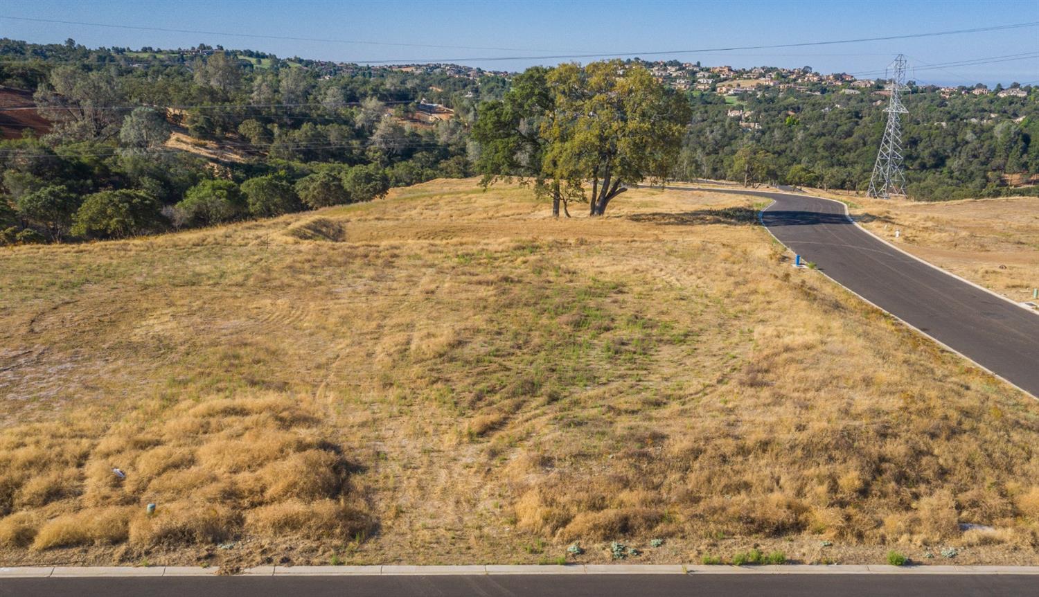 Photo of 6350 Western Sierra Wy in El Dorado Hills, CA