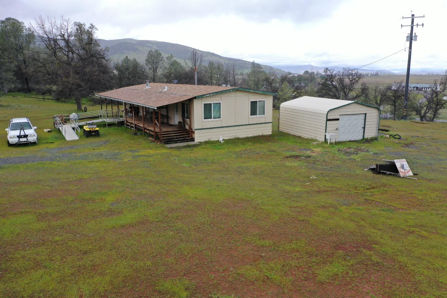 Photo of 2435 Lakeview Loop in Stonyford, CA
