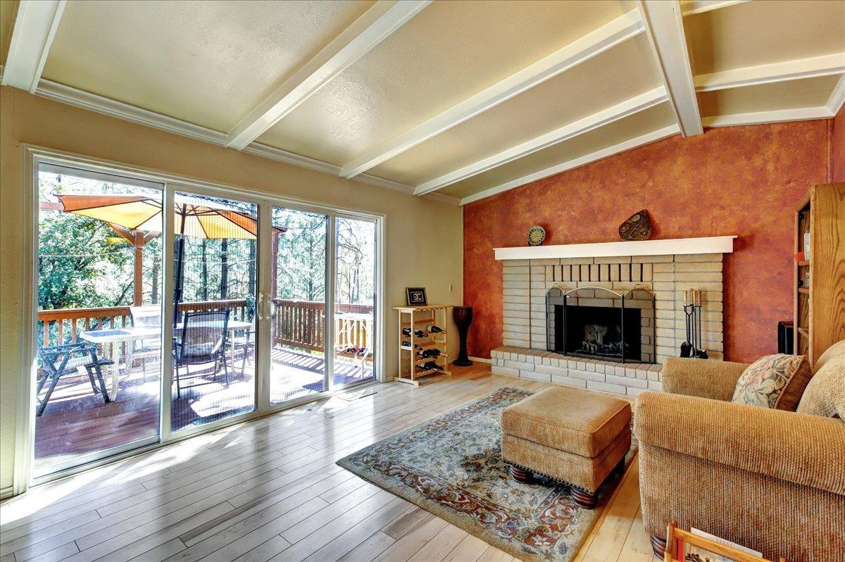 Photo of 16508 Pine Knoll Rd in Grass Valley, CA