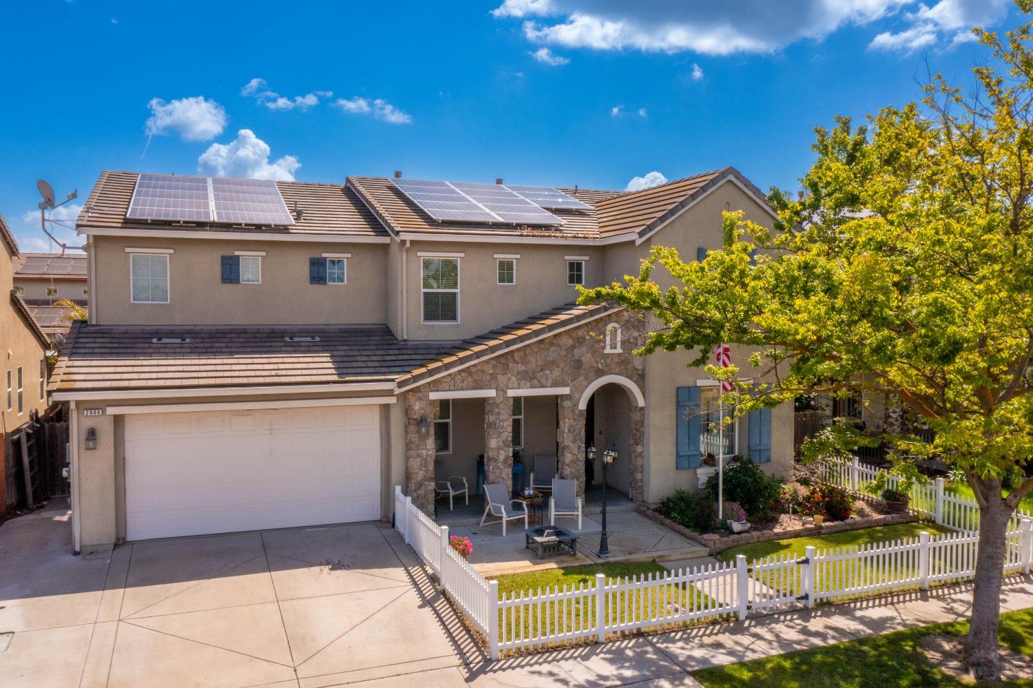 2900 Orchard Park Way, Modesto, CA 95355