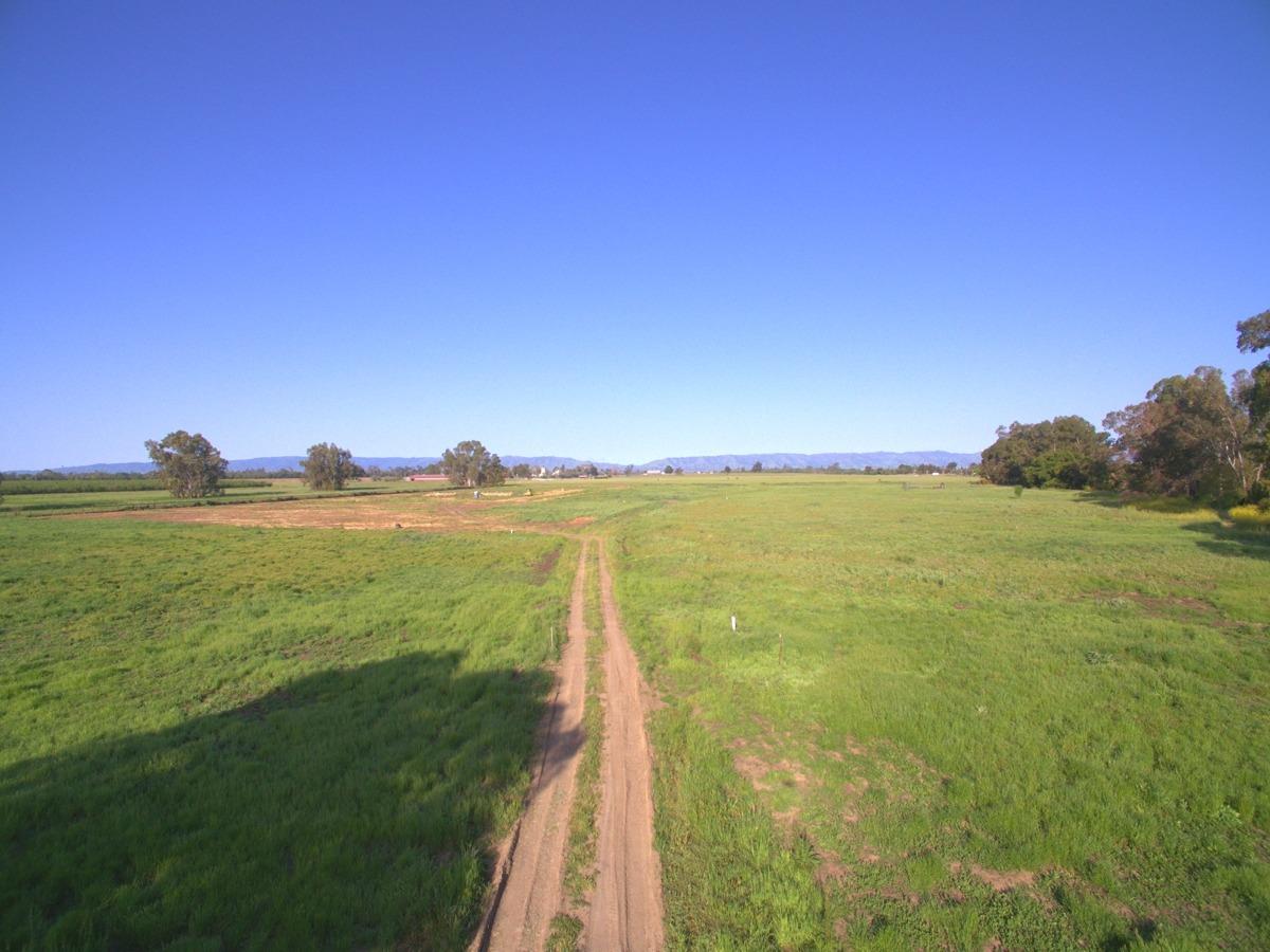 Photo of 27150 Pierce Ranch Rd in Davis, CA
