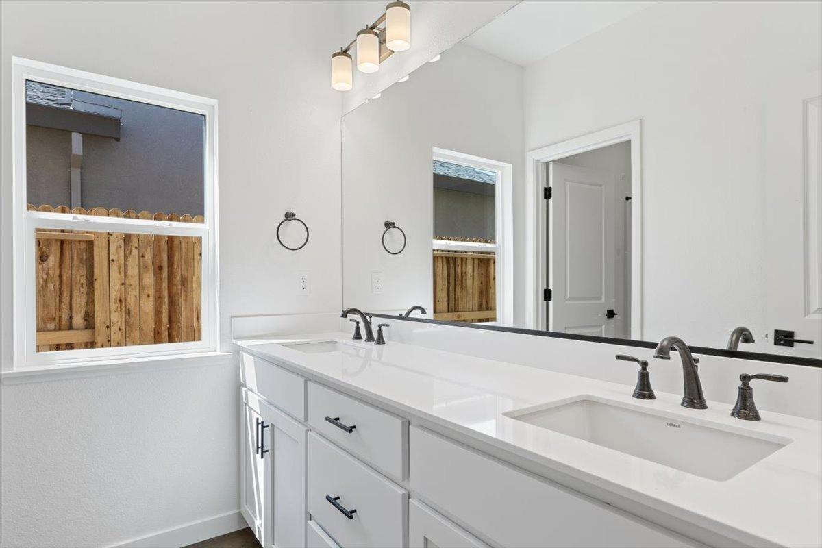 Detail Gallery Image 13 of 23 For 319 Piper Ln, Colusa,  CA 95932 - 3 Beds | 2 Baths