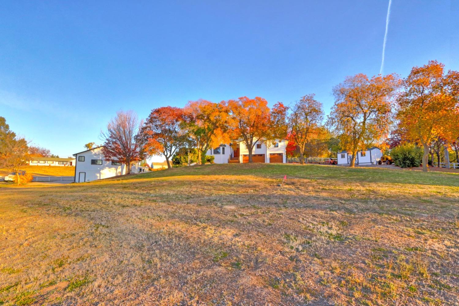 Photo of 7500 Mountain Ave in Orangevale, CA