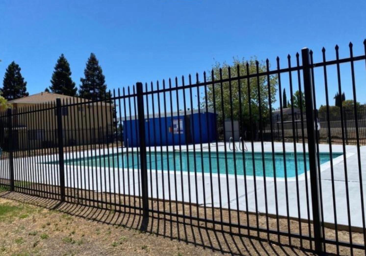 Photo #2: 223034777 Listing 
