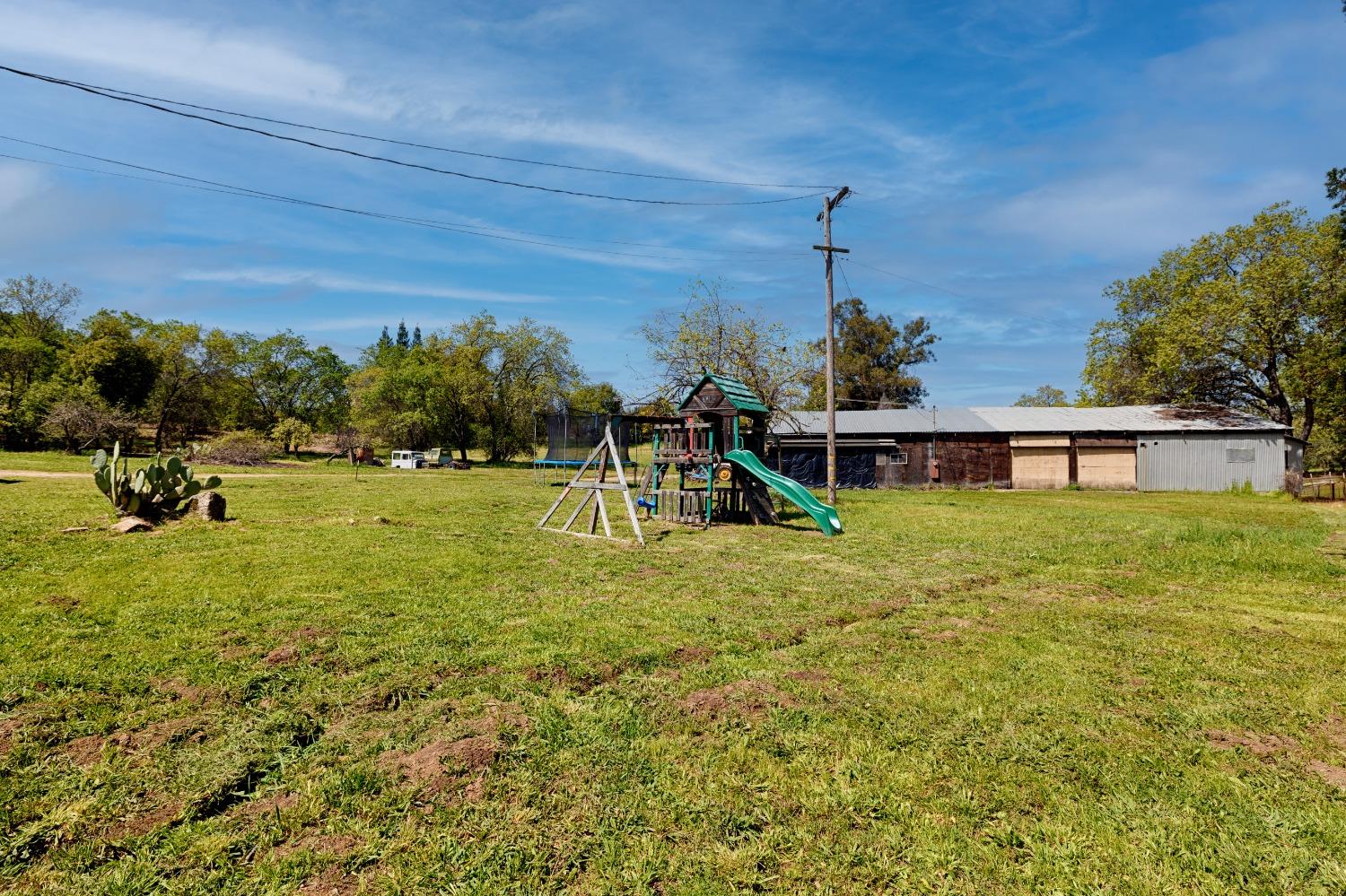 Munoz Avenue, Penryn, California image 5