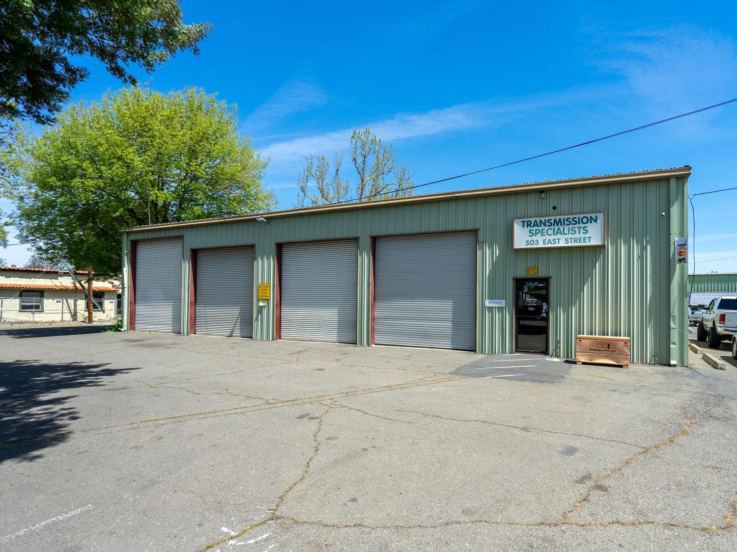 Photo of 605 East St in Woodland, CA