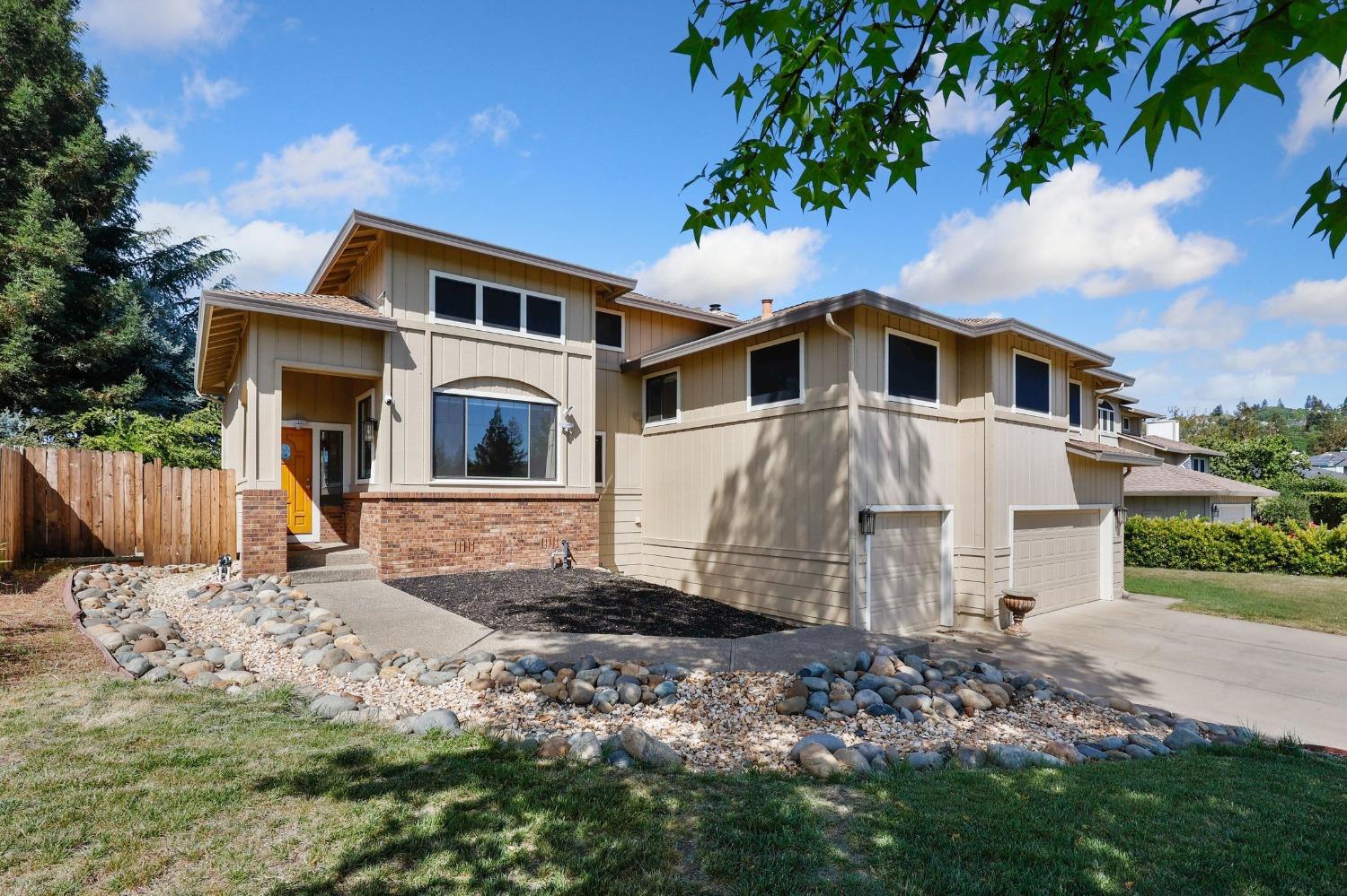 Photo of 473 Platt Cir in El Dorado Hills, CA