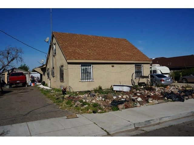 Photo of 3443 10th St in Ceres, CA