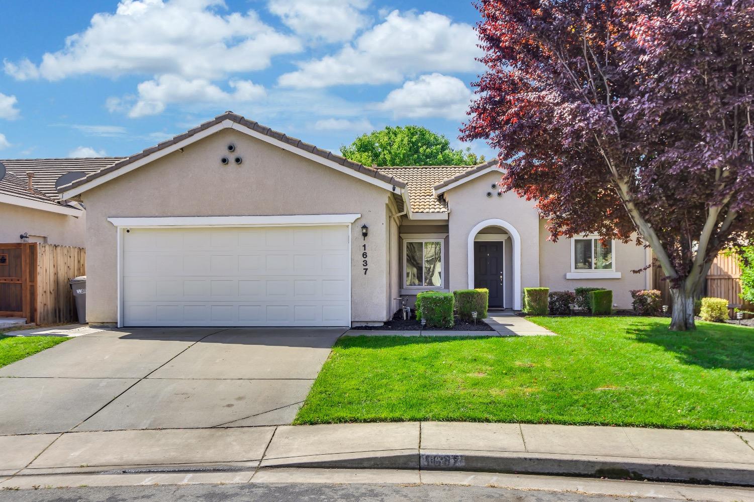 Photo of 1637 Fillmore Pl in West Sacramento, CA
