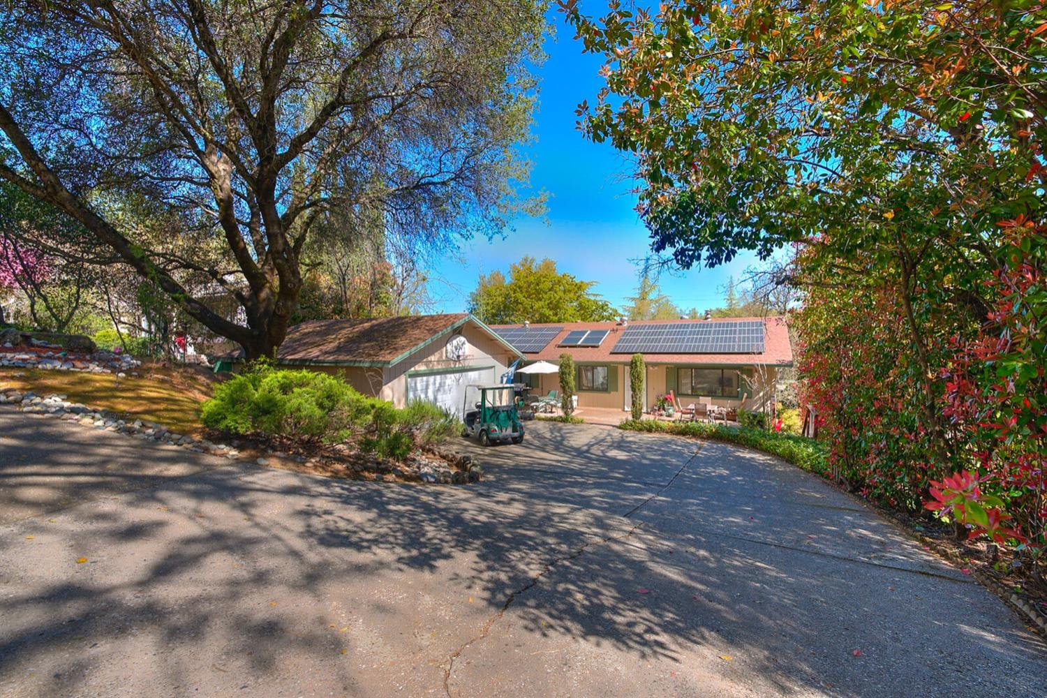 Photo of 22536 Sunset Ridge Dr in Auburn, CA