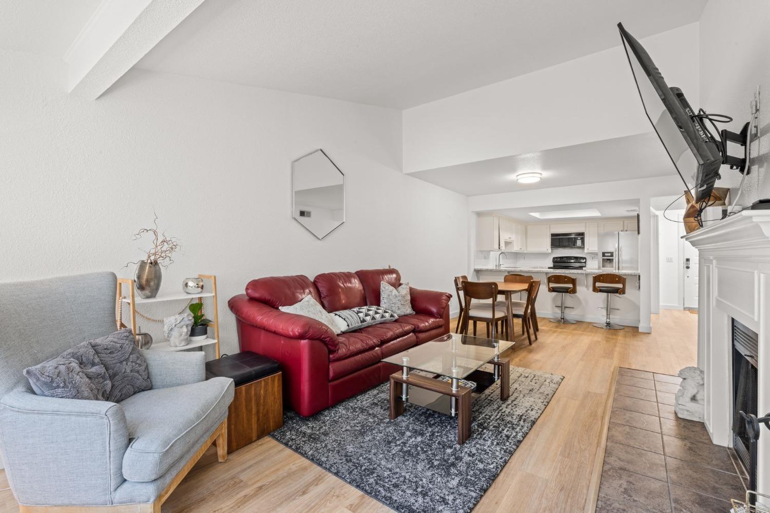 Photo #6: 223035228 Listing 
