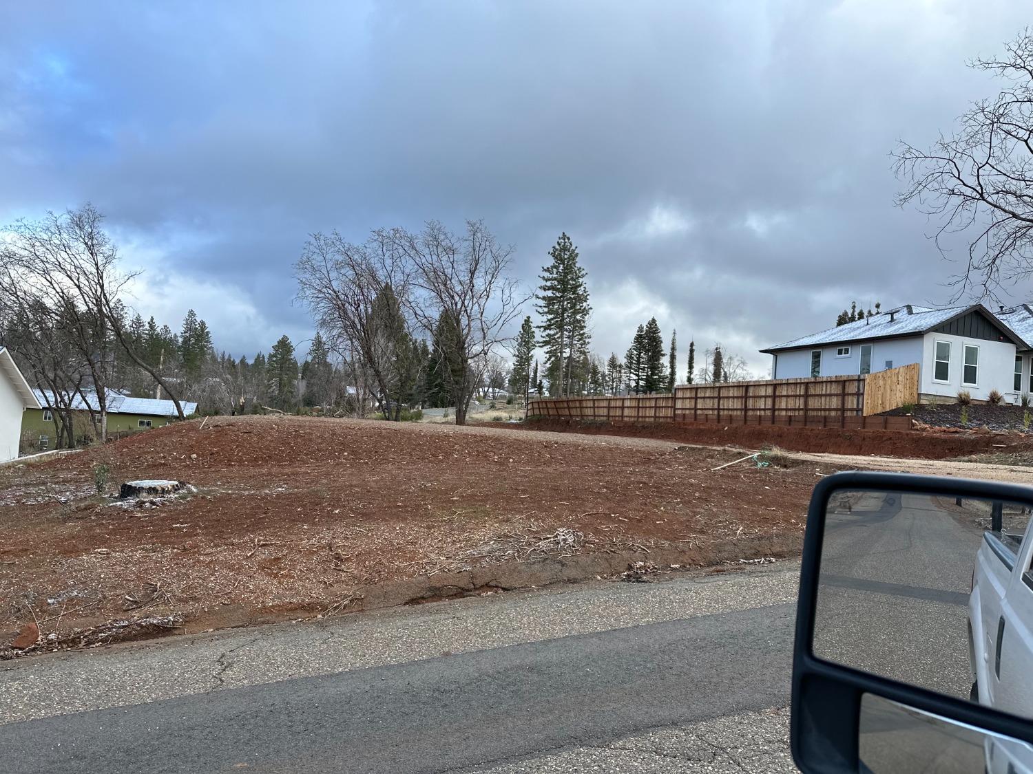 Photo of 5055 Malibu Dr in Paradise, CA