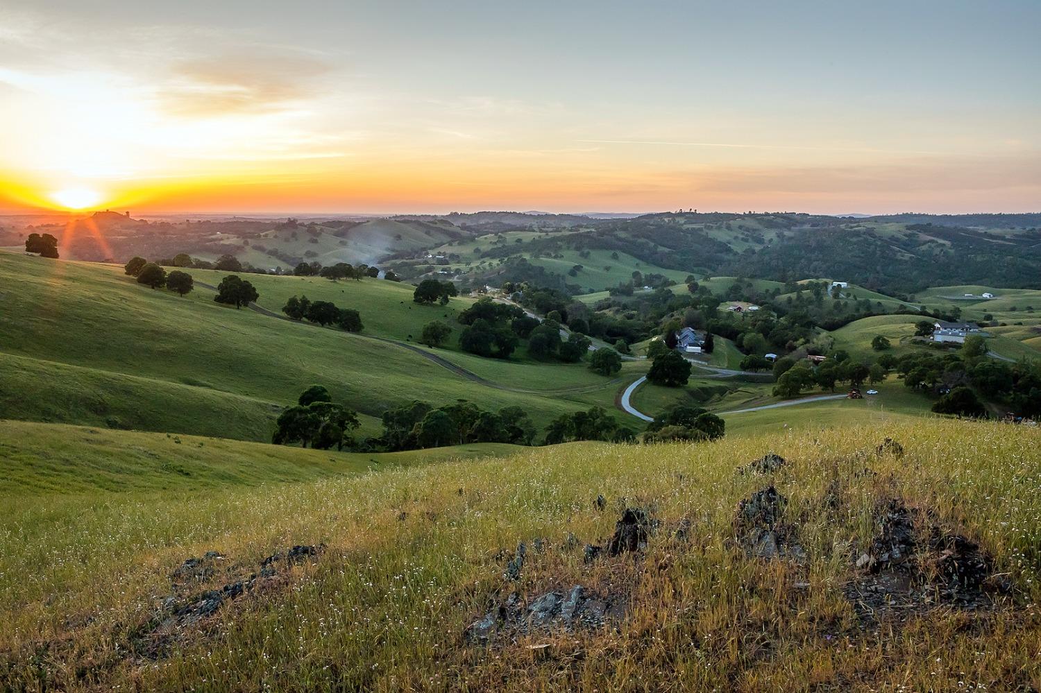 Photo of 9840 New Chicago Rd in Drytown, CA