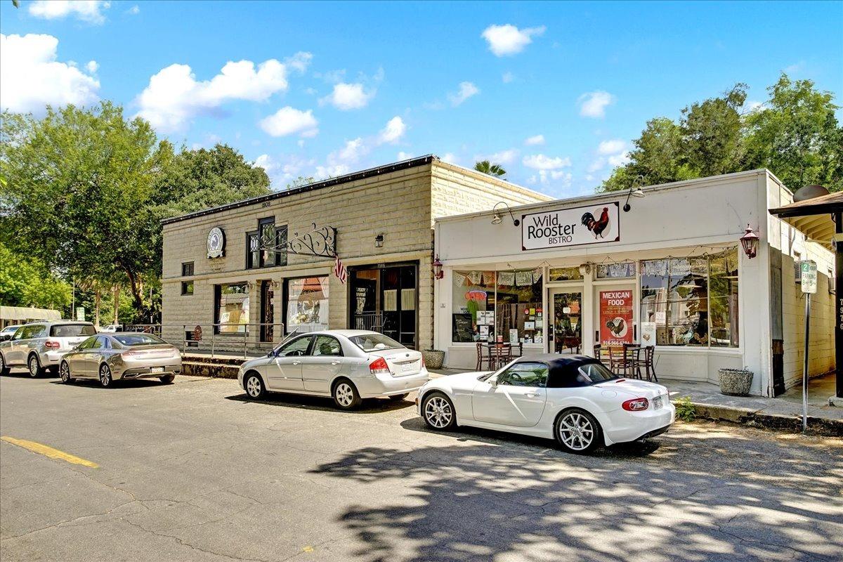 Photo of 7984 California Ave in Fair Oaks, CA
