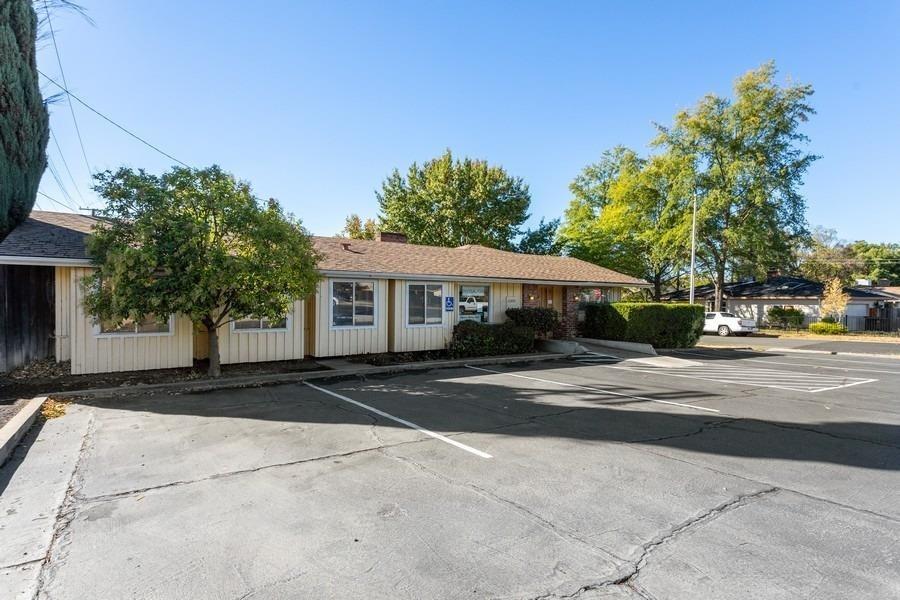 Photo of 3300 El Camino Ave in Sacramento, CA