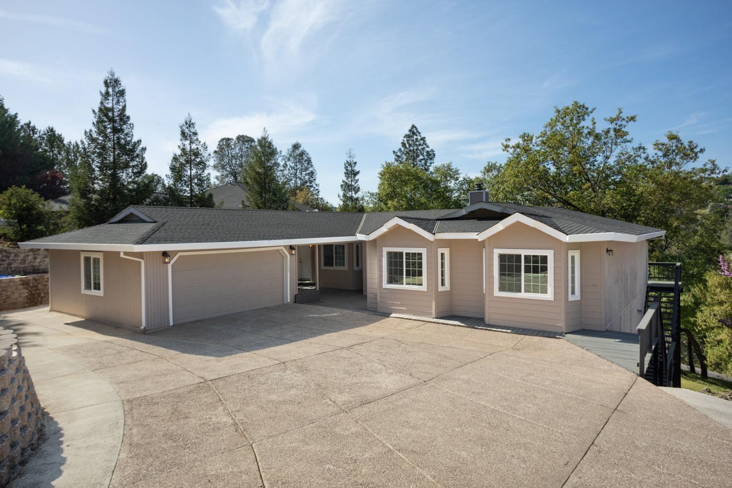 Sunfish Court, Penn Valley, California image 1