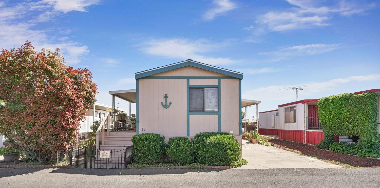 605 Pringle Avenue 27, Galt, CA 95632