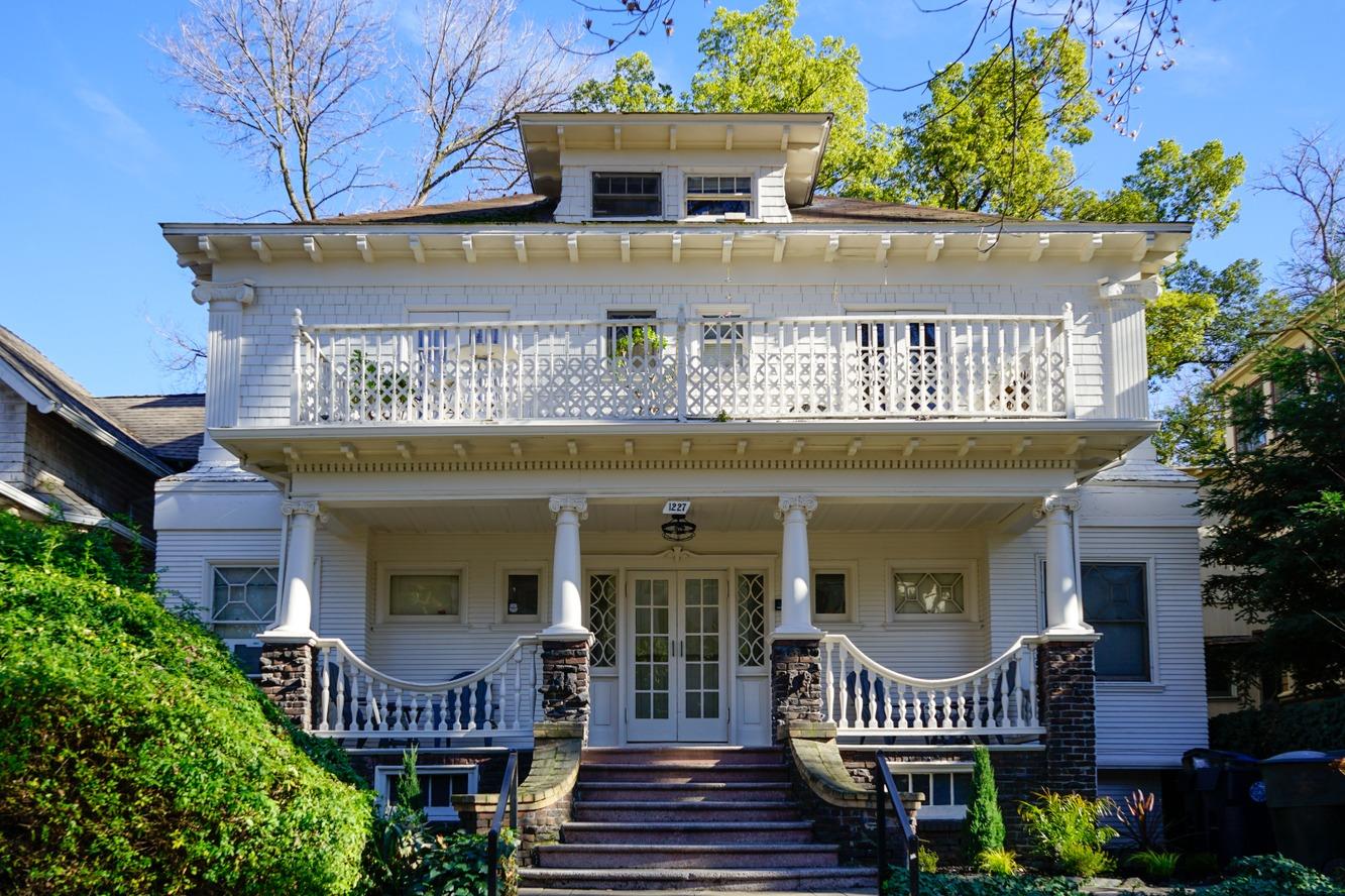 Photo of 1227 23rd St in Sacramento, CA
