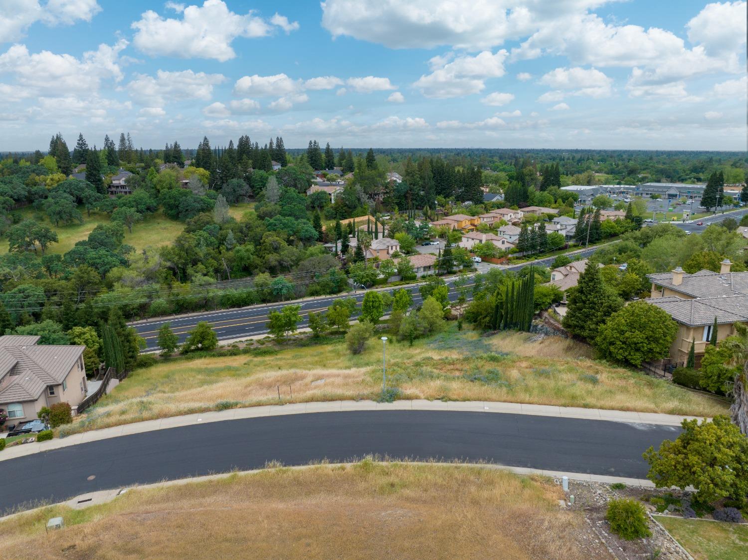 Detail Gallery Image 6 of 14 For 621 Landrise Ct, Folsom,  CA 95630 - – Beds | – Baths