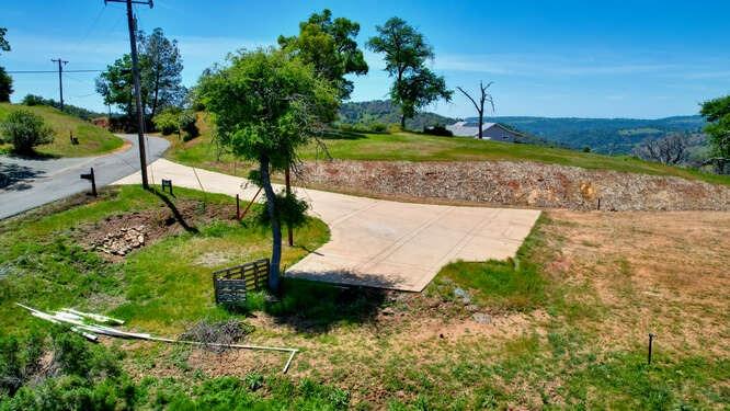 Candy Circle, Mokelumne Hill, California image 19