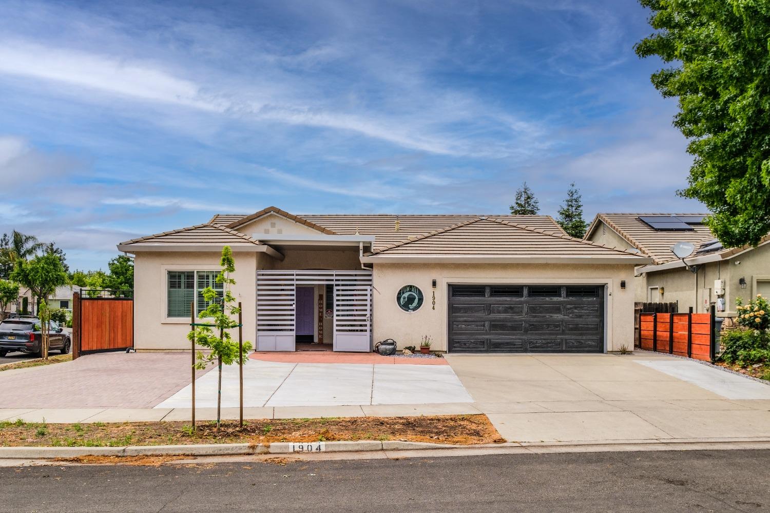 Photo of 1904 Stabler Park Dr in Yuba City, CA