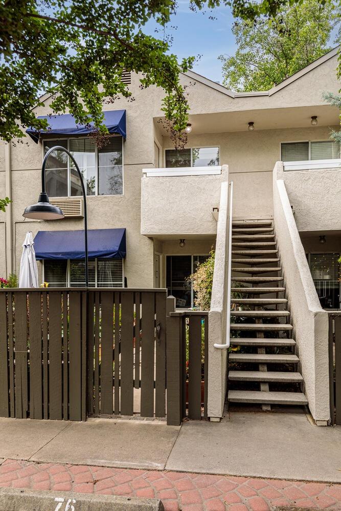 Photo #2: 223036067 Listing 
