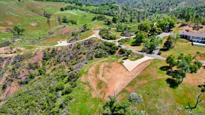 Candy Circle, Mokelumne Hill, California image 17