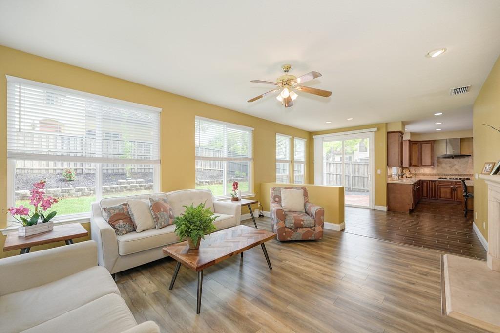 Photo of 1831 Applecross Ct in Folsom, CA