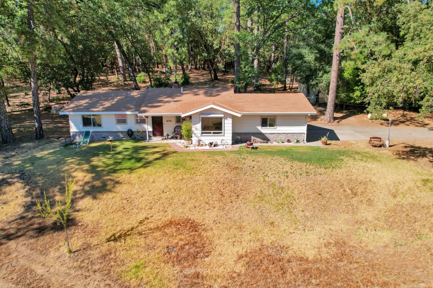 Photo of 10871 Eich Wy in Dobbins, CA