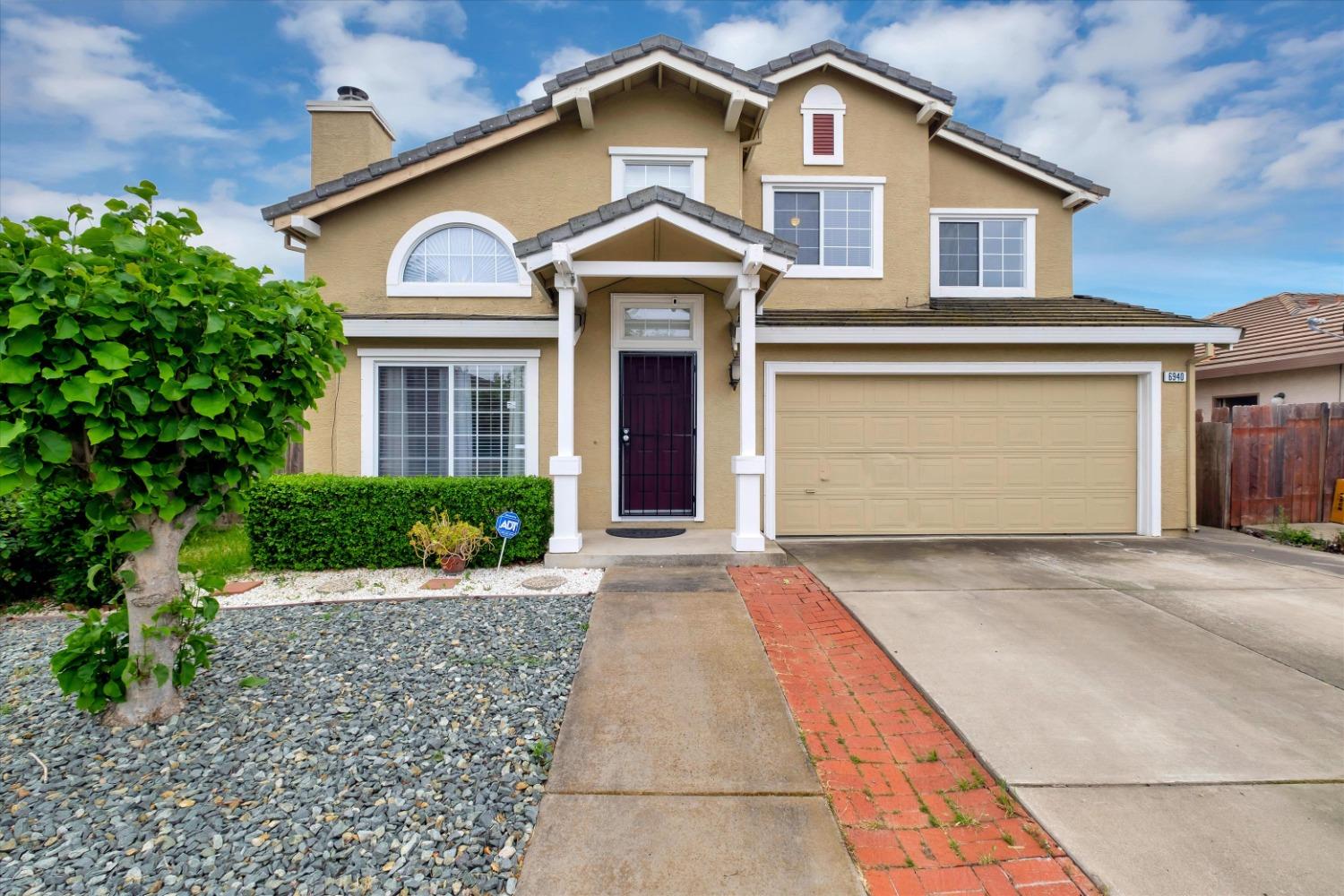 Photo of 6940 Storia Wy in Elk Grove, CA