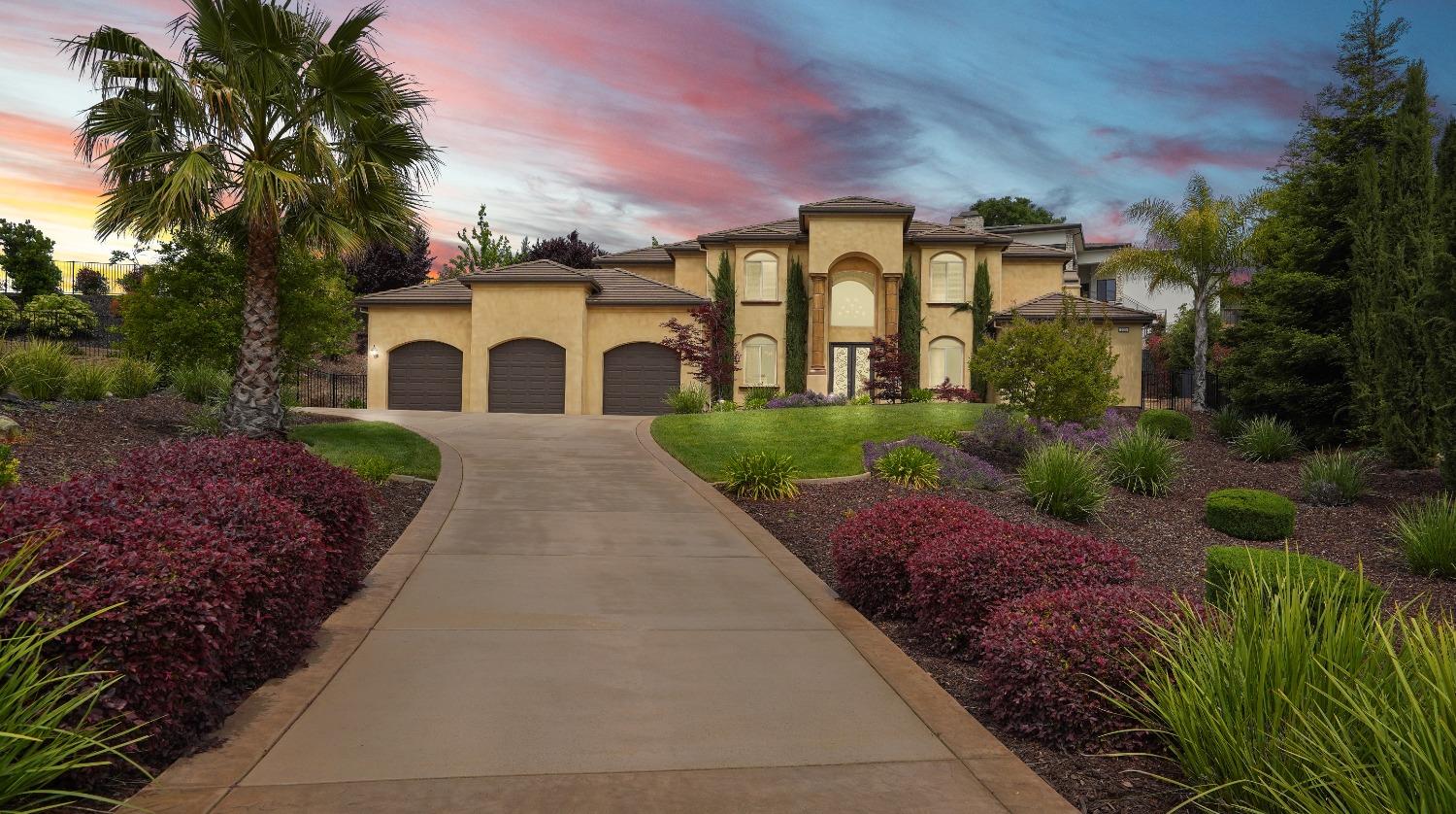 Photo of 935 Wolf Ct in Auburn, CA