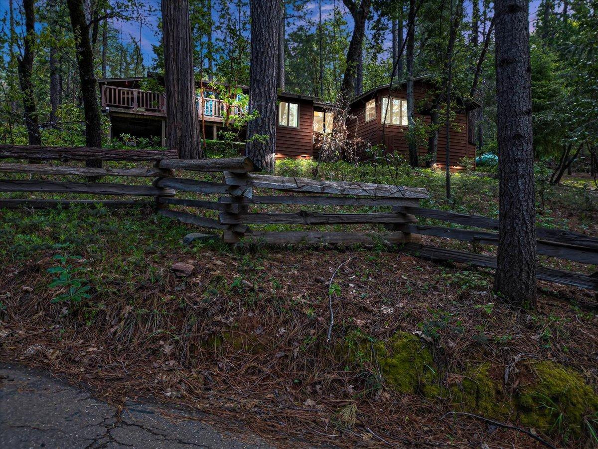 Photo of 14669 Old Camptonville Rd in Camptonville, CA