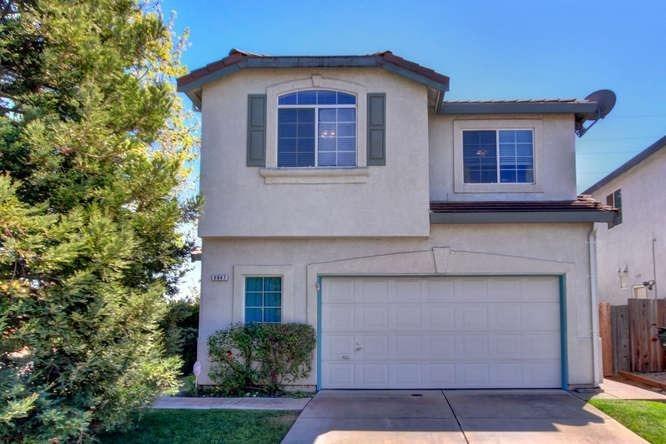 Photo of 8947 Rocky Creek Ct in Elk Grove, CA