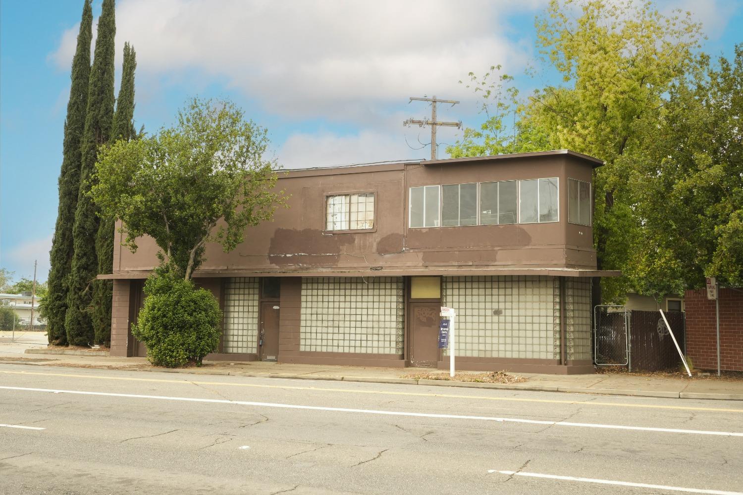 Photo of 2030 Stockton Blvd in Sacramento, CA