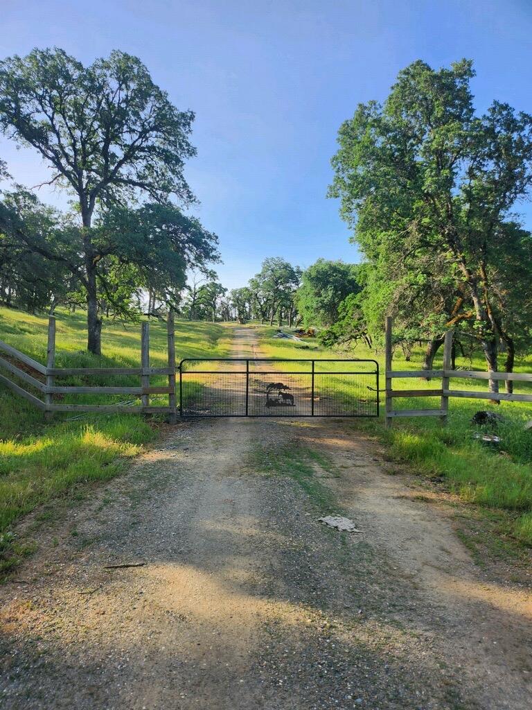 Photo of 1 Boulder Wy in Smartsville, CA