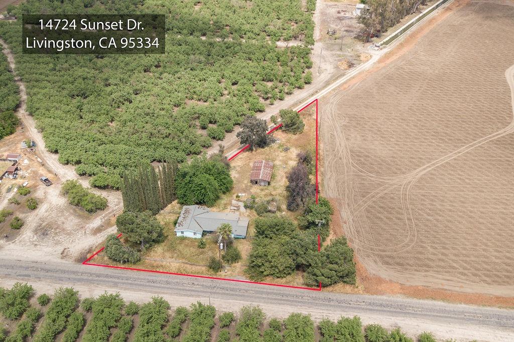 Photo of 14724 Sunset Dr in Livingston, CA