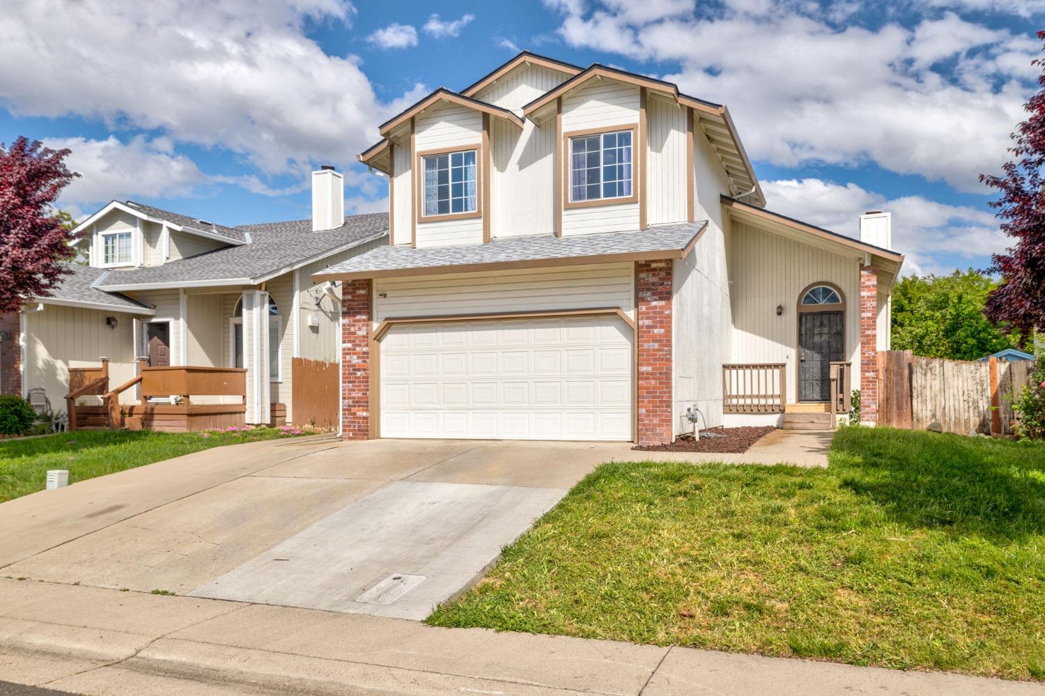 Photo of 130 Creekside Cir in Sacramento, CA
