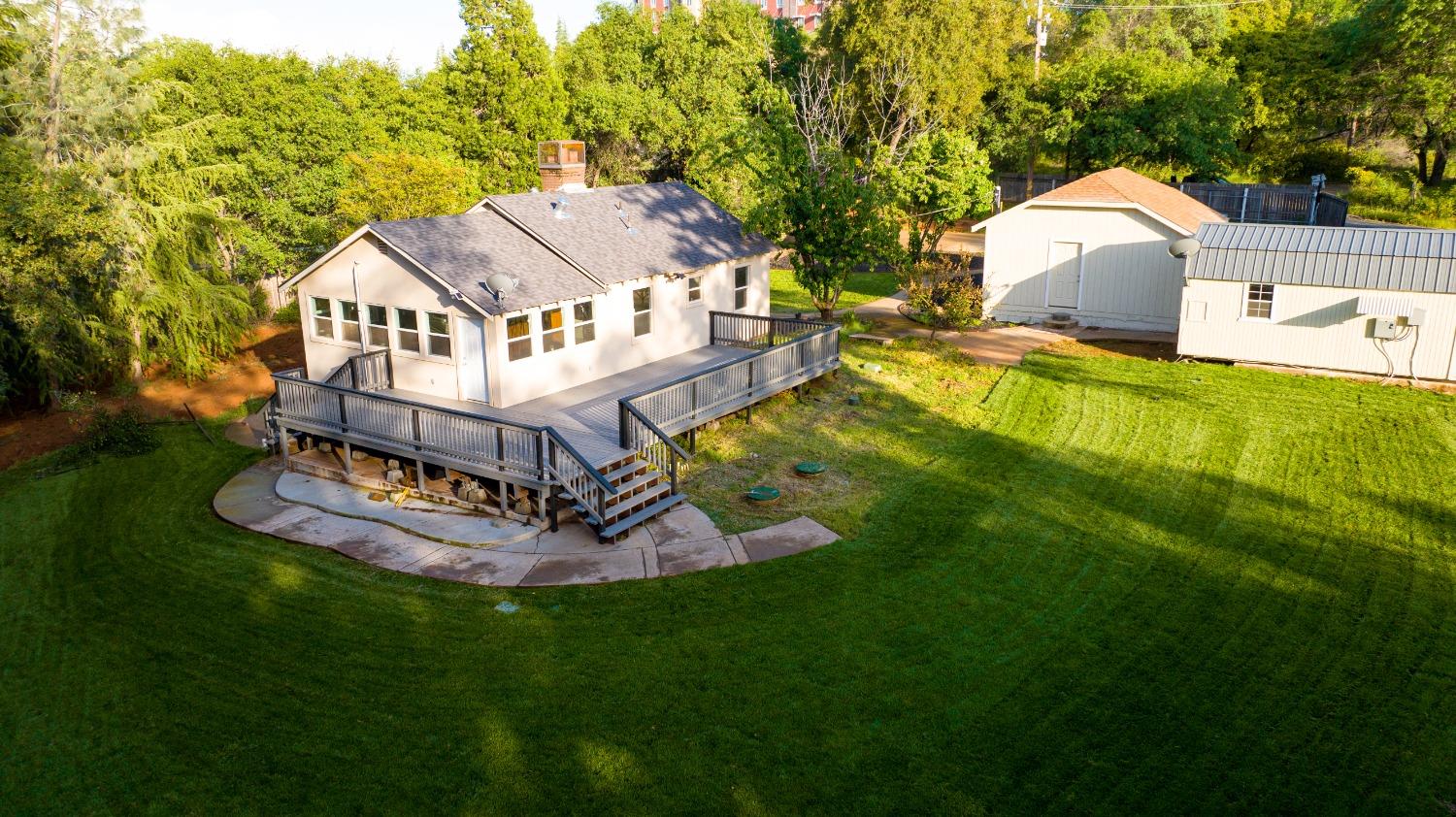 Photo of 310 Mill Pond Rd in Auburn, CA