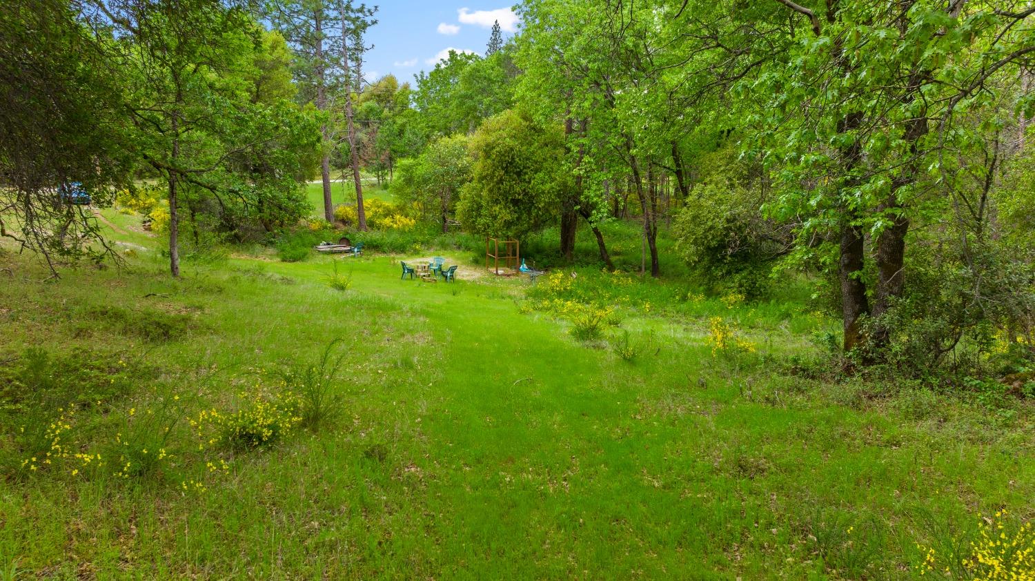 Photo of 15364 Fawnbrook Rd in Nevada City, CA