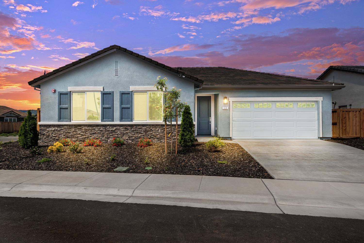 Photo of 500 Karnail St in Winters, CA