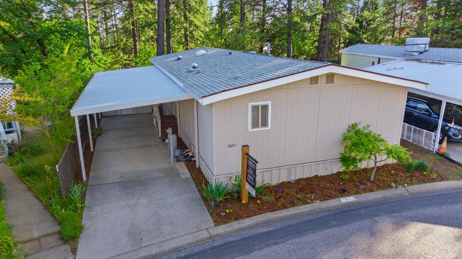 Detail Gallery Image 1 of 1 For 10217 Forest Springs Dr, Grass Valley,  CA 95949 - 2 Beds | 2 Baths